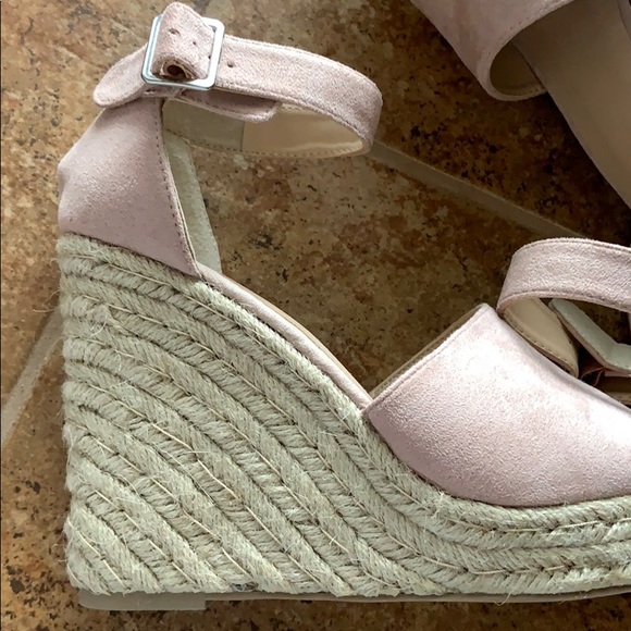 Wedges - Picture 3 of 4